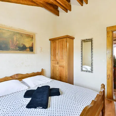 Callista With Pool ヴィラ *